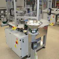 Automatic assembly machine